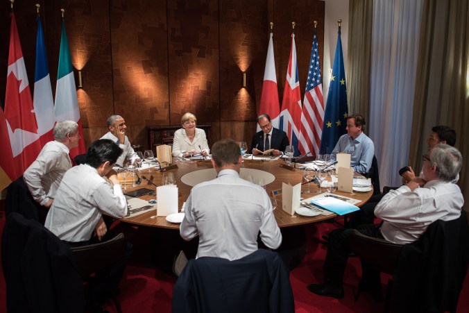 G7 leaders met in 2015 in a room lined with barkcloth. Credit: Federal Government of Germany/Kugler
